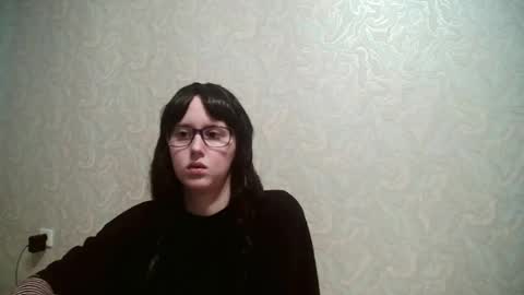 JennyOlset online show from June 30, 9:21 am