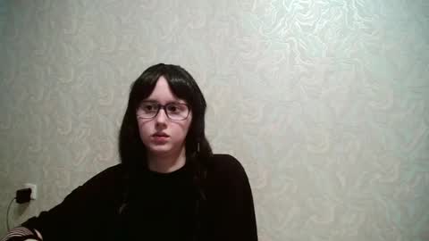 JennyOlset online show from July 1, 4:02 am