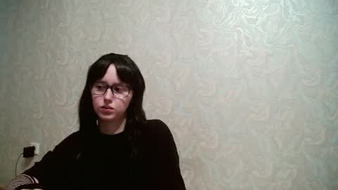 JennyOlset online show from July 2, 4:46 am