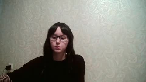 JennyOlset online show from July 7, 5:33 am
