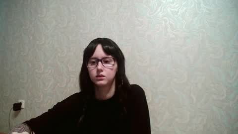 JennyOlset online show from August 14, 5:11 am
