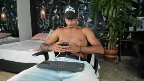 Jeremy online show from August 5, 1:58 am