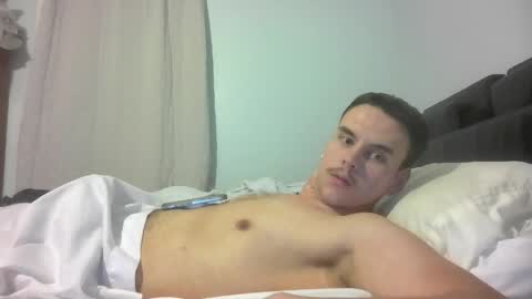 jerkjon1692 online show from April 28, 3:28 am