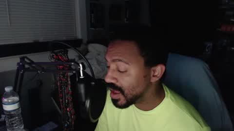 Jerzey2k2 aka the Alpha online show from August 4, 7:49 am