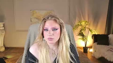 jes_solar online show from August 6, 3:27 am