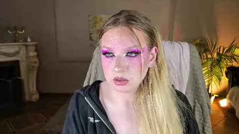 jes_solar online show from August 13, 3:09 am