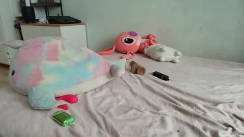 Jessica but u can call me Jessa online show from June 19, 11:10 am