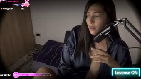 Jessica Gomez online show from August 6, 6:45 am