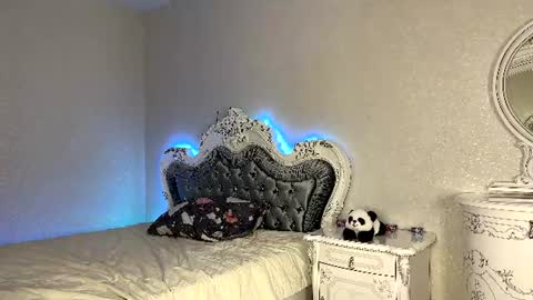 Jessica hot online show from August 4, 10:51 pm