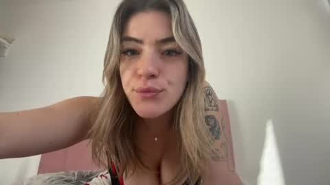 Jesica online show from August 8, 1:11 pm
