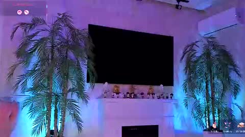 Gloria   online show from August 14, 12:58 am