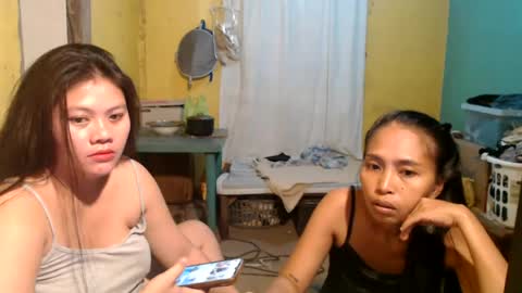 jessie_bae23 online show from August 6, 5:45 pm
