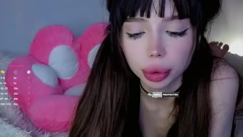 jessie_johns online show from August 4, 8:50 pm