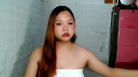 jessiefoxx0 online show from August 9, 11:17 pm