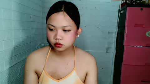 jessiefoxx0 online show from August 12, 10:12 pm