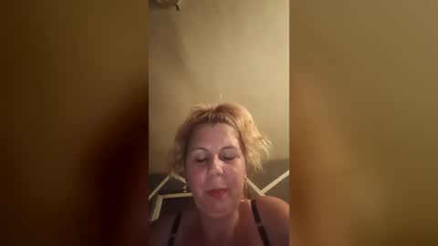 Jessika online show from August 30, 9:15 pm