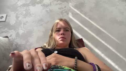 jessika_evans online show from September 2, 7:10 am