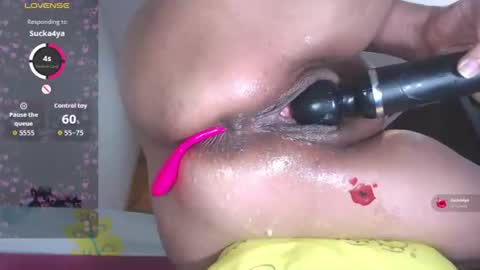 paola online show from August 7, 10:37 am