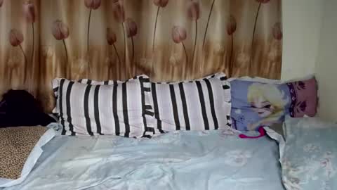 jessy_77 online show from August 8, 2:22 am