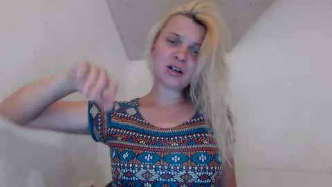 jessyangels online show from July 26, 7:41 pm