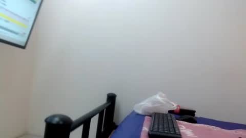 jessy online show from August 15, 6:34 pm