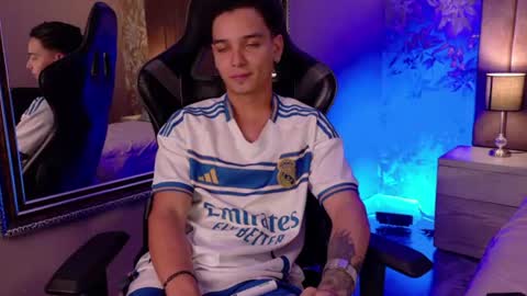 Jessy online show from August 7, 1:49 am