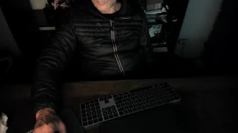 jesuiscoquinoui online show from August 29, 12:59 pm