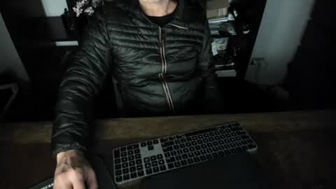 jesuiscoquinoui online show from August 29, 2:05 pm