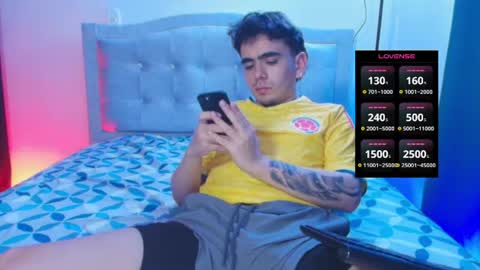 jey_keler online show from August 14, 2:26 am