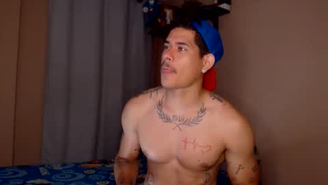jffer_slhom online show from April 15, 5:14 am