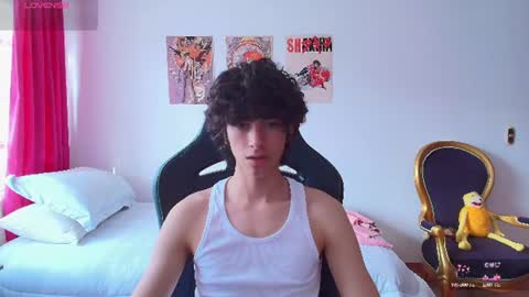 jfromelfen online show from August 11, 9:39 pm