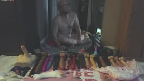 jghosty69 online show from July 7, 1:48 pm