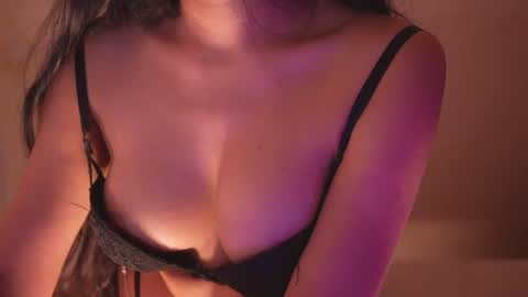 Jhanvi online show from July 12, 9:43 pm