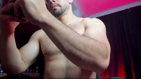 Jhojan Strong  online show from August 3, 6:09 am
