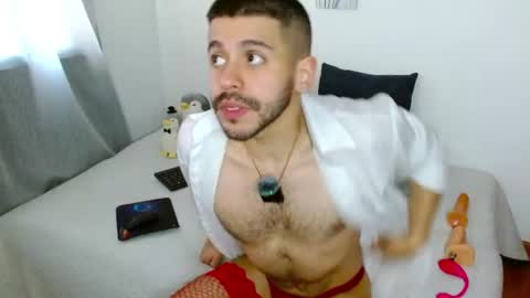 Jhon Mercury Independent model online show from August 13, 11:13 am