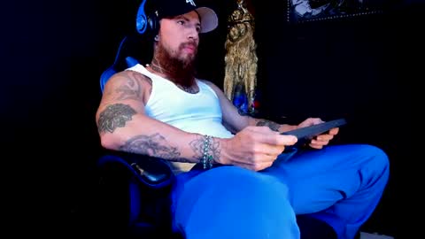 jhon_psyco online show from August 2, 12:06 am