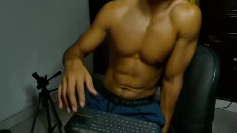 Jhon wich2 online show from August 4, 8:39 pm