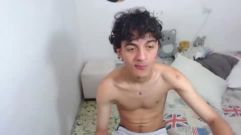 jhonay__cute online show from August 7, 10:21 pm