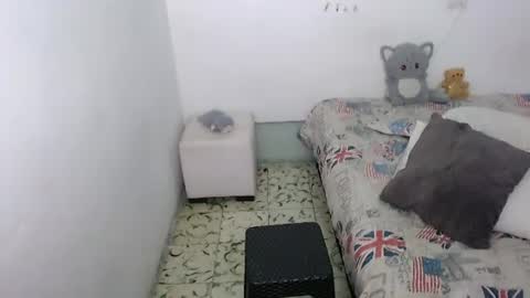 jhonay__cute online show from August 9, 5:52 am