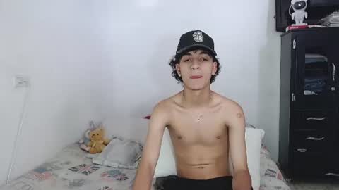jhonay__cute online show from August 10, 8:10 pm