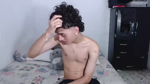 jhonay__cute online show from August 13, 12:30 pm