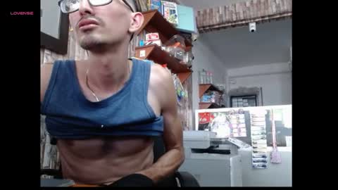 jhosuamoore2 online show from August 8, 7:58 pm