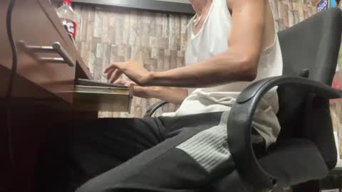 jhosuamoore2 online show from August 15, 12:36 am