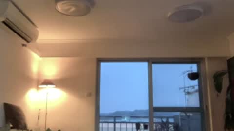 Jigz1986 online show from August 9, 11:11 am