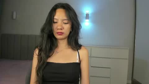 Jiina online show from August 15, 2:21 pm