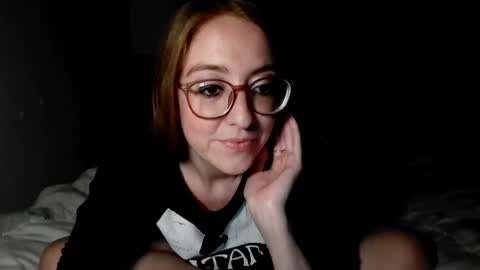 jilliangiselle online show from August 11, 4:58 am