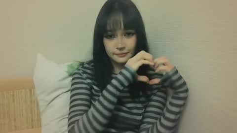 Sara online show from August 5, 3:32 pm