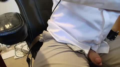jim74122 online show from April 21, 4:29 am
