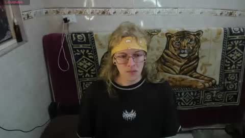 JinnBook online show from July 28, 1:17 pm