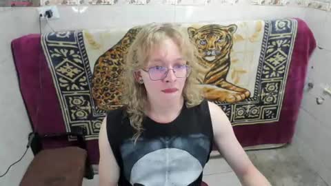 JinnBook online show from August 7, 7:47 pm